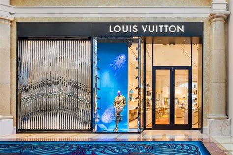 Shop Louis Vuitton Online .